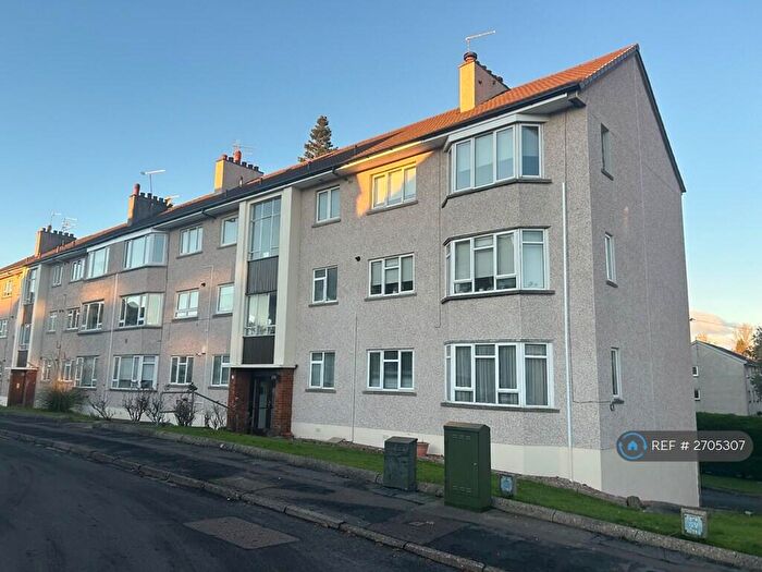 2 Bedroom Flat To Rent In Dorchester Court, Glasgow, G12