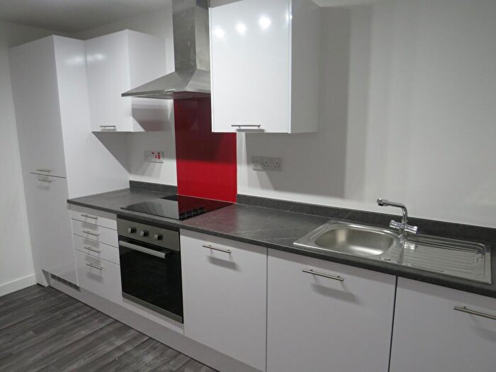 2 Bedroom Apartment To Rent In Victoria Street, B70