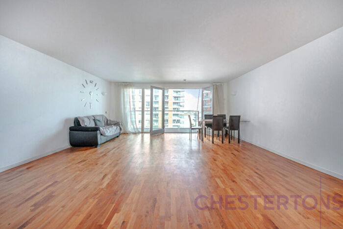 2 Bedroom Flat To Rent In New Providence Wharf, Fairmont Avenue, E14