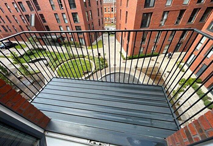 2 Bedroom Apartment To Rent In Alto, Sillvan Way, Salford, M3