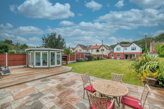 5 Bedroom Detached House For Sale In Birmingham Road, Lydiate Ash, Bromsgrove, B61