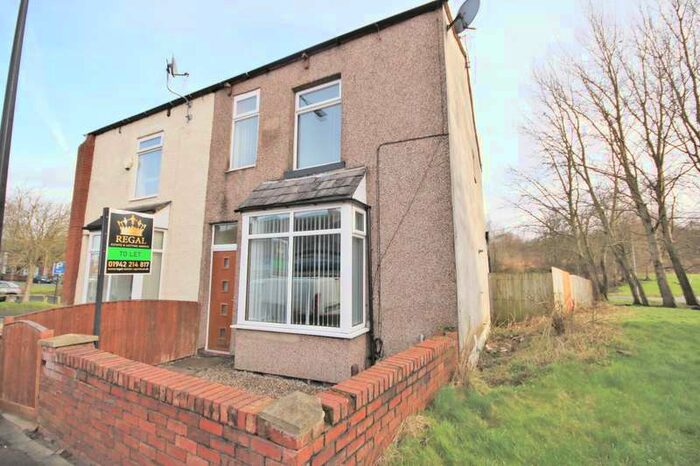 3 Bedroom Semi-Detached House To Rent In Walthew Lane, Wigan, WN2
