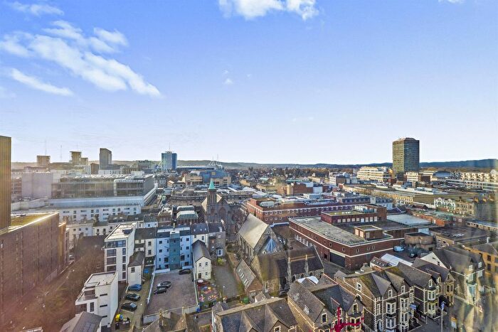 2 Bedroom Flat For Sale In Landmark Place, Cardiff, CF10