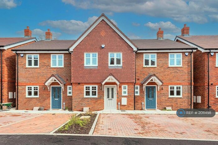 3 Bedroom Terraced House To Rent In Melbourne Mews, Wheathampstead, St. Albans, AL4