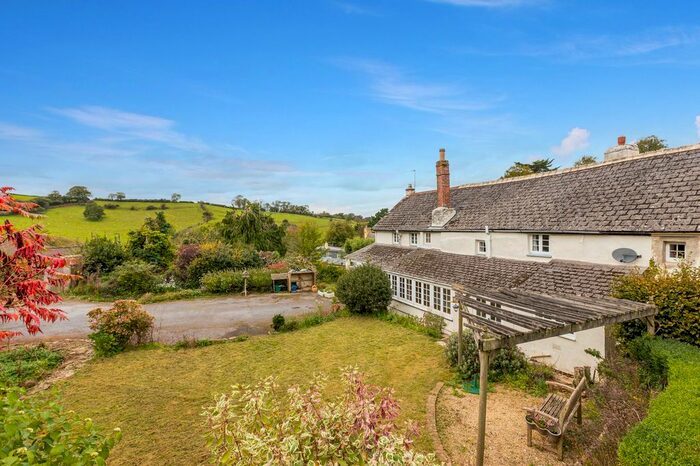 5 Bedroom Farmhouse For Sale In Coffinswell, Newton Abbot, TQ12
