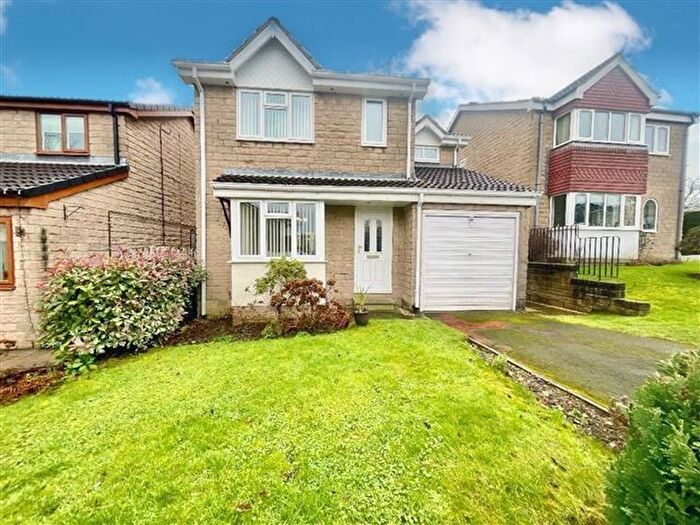 3 Bedroom Detached House For Sale In Ambler Rise, Aughton, Sheffield, S26