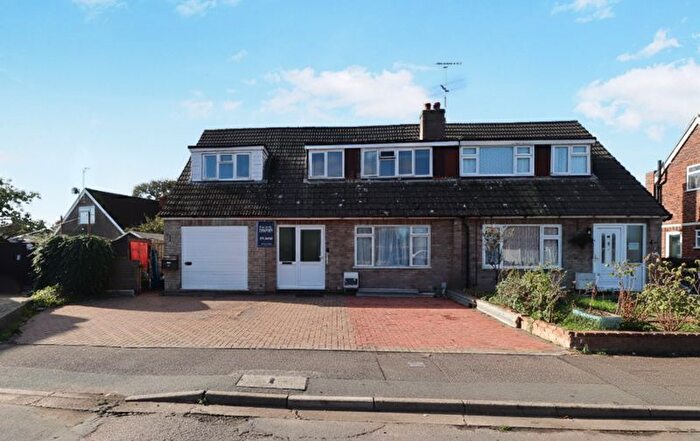4 Bedroom Property For Sale In Rye Close, Brightlingsea, Colchester, CO7
