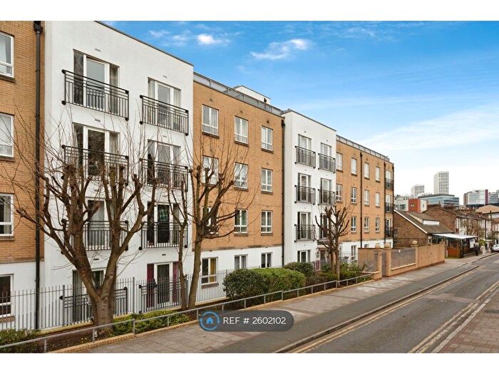 2 Bedroom Flat To Rent In Windmill Lane, London, E15