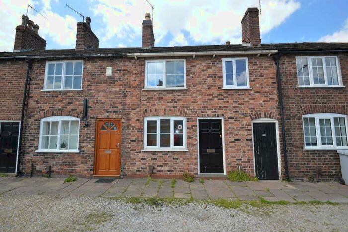 3 Bedroom Terraced House To Rent In Mill Lane, Macclesfield, SK11