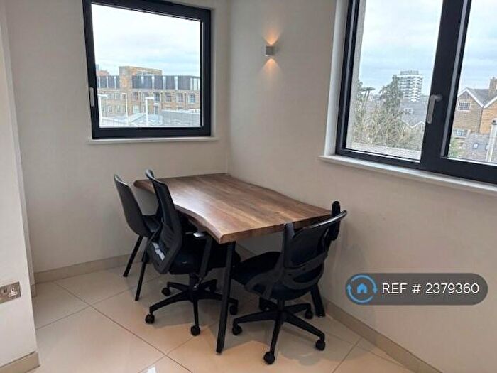 1 Bedroom Flat To Rent In Princes Park Apartments South, London, NW5