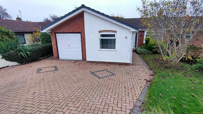 Bungalow For Sale In Old Hall Close, Rhostyllen, Wrexham, LL14