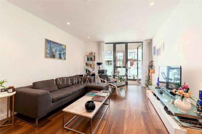 1 Bedroom Flat To Rent In Sitka House, Quebec Way, Canada Water, London, SE16