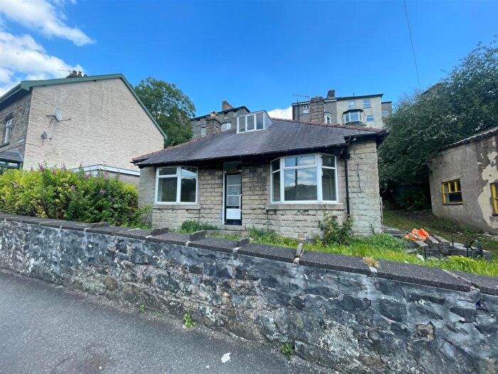 3 Bedroom Bungalow For Sale In Nunsfield Road, Buxton, SK17