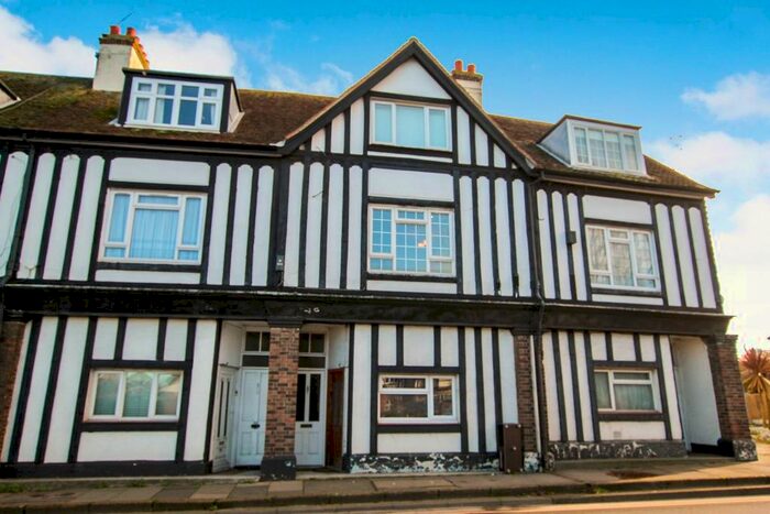 1 Bedroom Flat To Rent In Canterbury Road, Whitstable, CT5