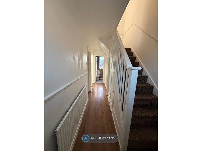 3 Bedroom Detached House To Rent In St Keverne Road, London, SE9