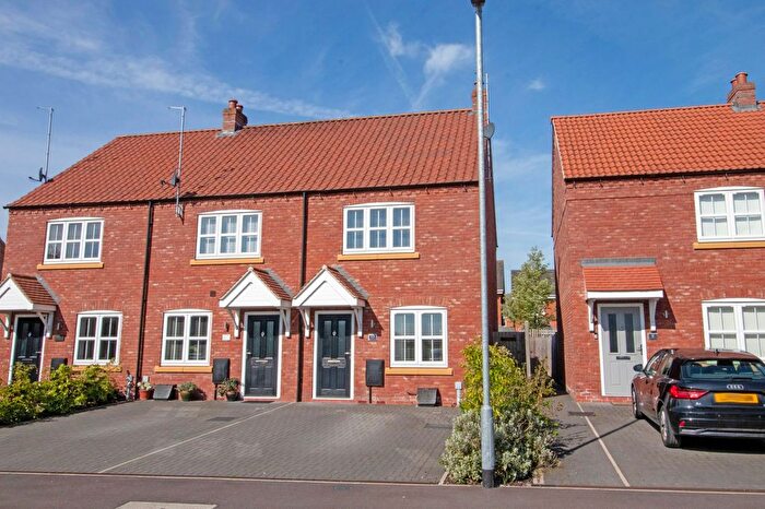 2 Bedroom End Of Terrace House For Sale In Millfield Close, Gainsborough, DN21