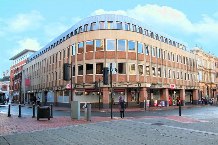 3 Bedroom Flat To Rent In Sussex House, The Forbury, Reading, Berkshire, RG1