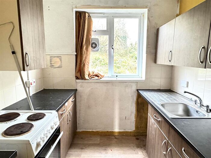 1 Bedroom Flat For Sale In Doubletrees, St. Blazey, Par, PL24