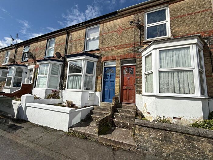 2 Bedroom Terraced House For Sale In Thetis Road, Cowes, PO31