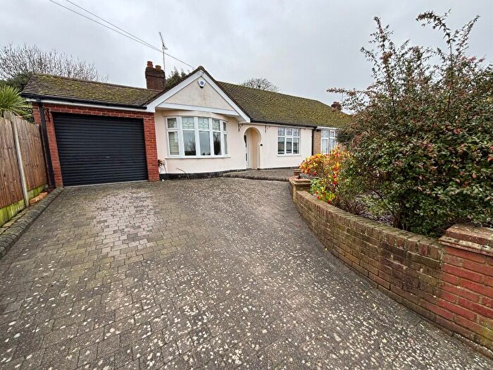 3 Bedroom Semi-Detached Bungalow To Rent In Thames Close, Rayleigh, Essex, SS6