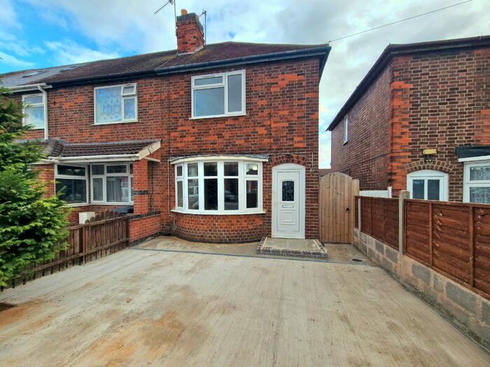 4 Bedroom End Of Terrace House To Rent In Highbury Road, Belgrave, Leicester, LE4