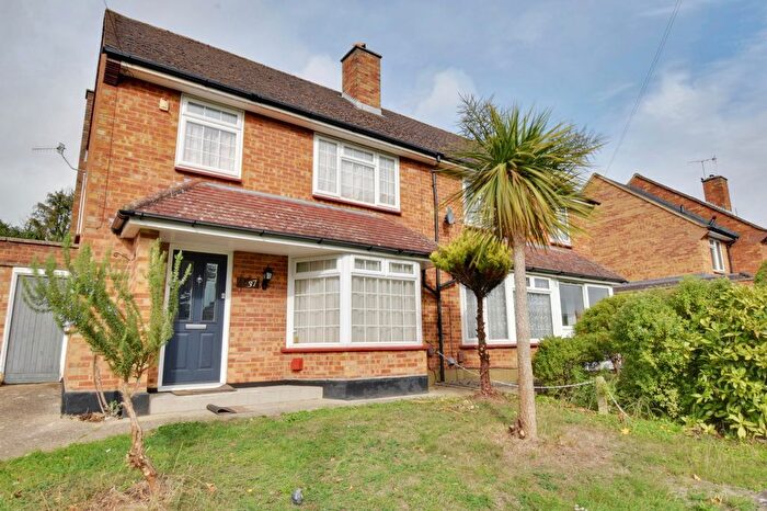 3 Bedroom Semi-Detached House To Rent In Mallard Way, Watford, Hertfordshire, WD25