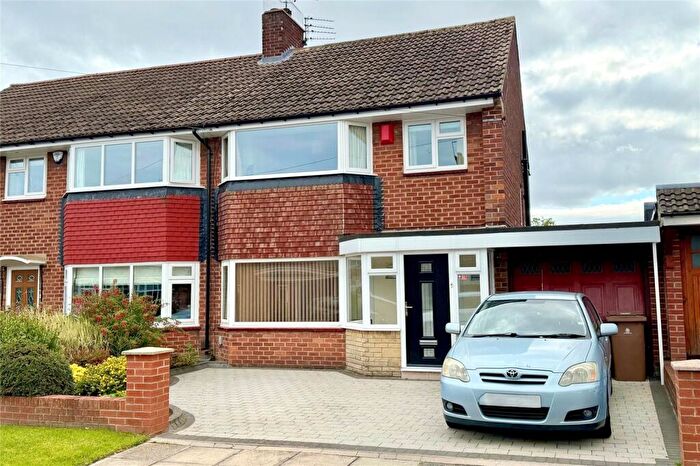 3 Bedroom Semi-Detached House For Sale In Thorntree Drive, West Monkseaton, NE25