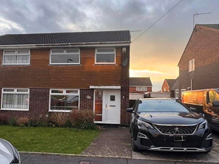 3 Bedroom House To Rent In Andover Close, Barry, CF62