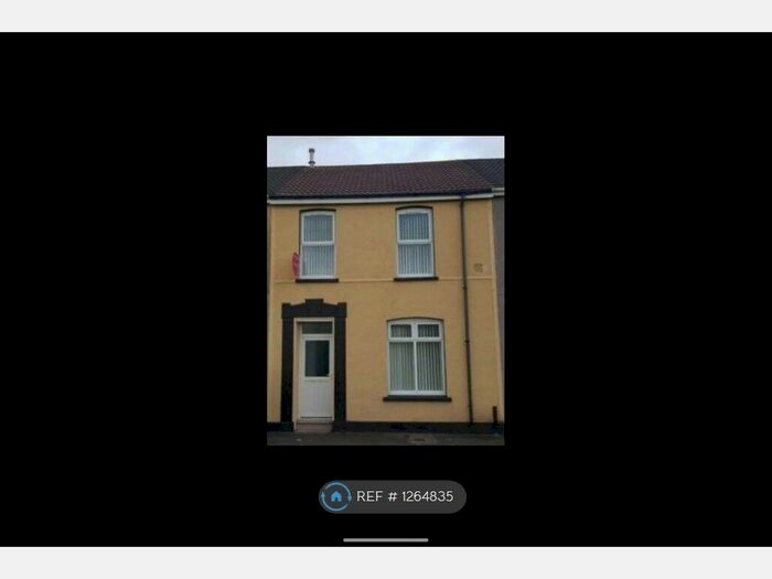 3 Bedroom Terraced House To Rent In New Dock Street, Llanelli SA15