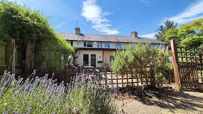3 Bedroom Terraced House For Sale In The Model Village, Southam, CV47