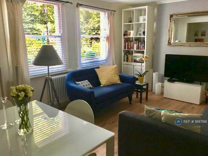 1 Bedroom Flat To Rent In Brunswick Park, London, SE5