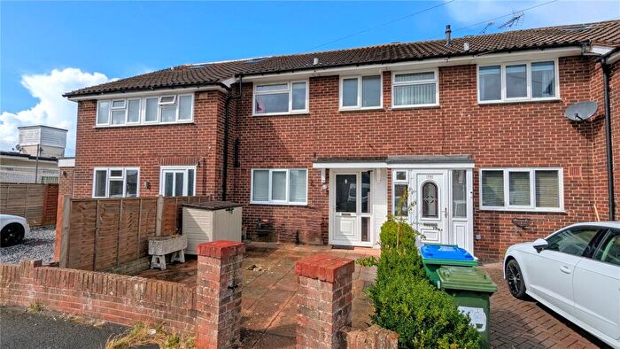 2 Bedroom Terraced House For Sale In Jubilee Avenue, Rustington, Littlehampton, West Sussex, BN16