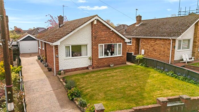 3 Bedroom Bungalow For Sale In Mill View, Waltham, DN37