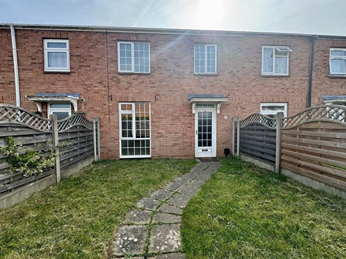 3 Bedroom Terraced House To Rent In Hills View, Newent, Gloucestershire, GL18