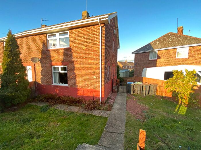 2 Bedroom Semi-Detached House For Sale In Derby Drive, Consett, DH8