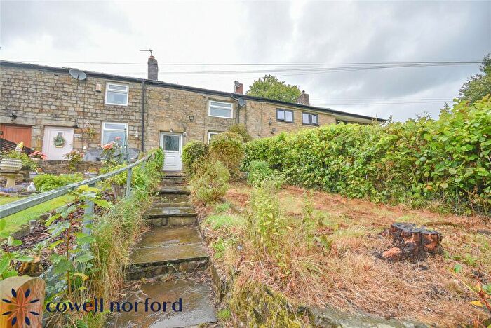 2 Bedroom Terraced House For Sale In Higher Moulding, Birtle, Birtle, Bury, BL9