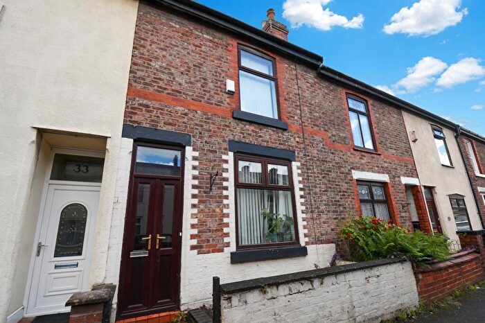 2 Bedroom Terraced House For Sale In Stapleton Street, Salford, M6