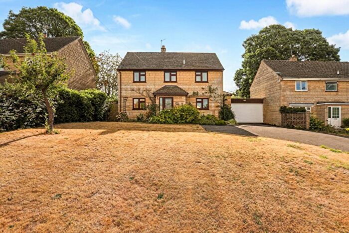 4 Bedroom Detached House For Sale In Churchill Way, Painswick, Stroud, GL6