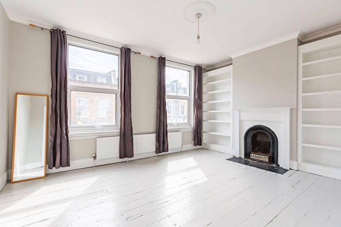 1 Bedroom Flat To Rent In Roman Road, Bow, London, E3