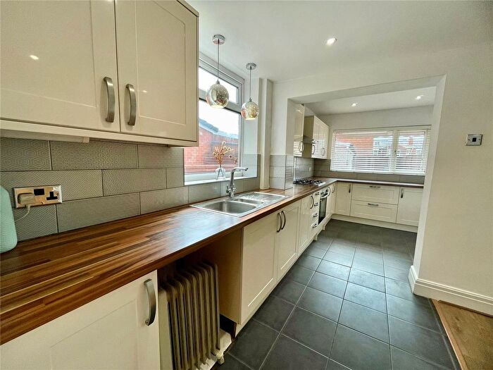 3 Bedroom Semi-Detached House For Sale In Glenluce Drive, Preston, Lancashire, PR1