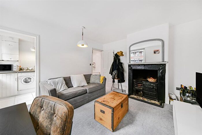 1 Bedroom Flat To Rent In De Walden House, Allitsen Road, London, NW8