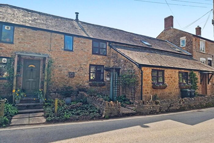 2 Bedroom Terraced House For Sale In Bridport, DT6