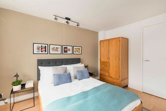 2 Bedroom Flat To Rent In Ebury Street, Belgravia, London, SW1W