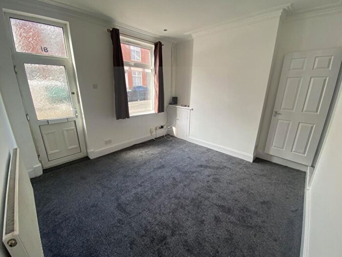 3 Bedroom Terraced House To Rent In Tewkesbury Street, West End, LE3