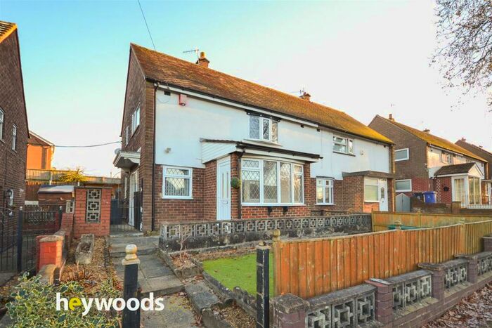 3 Bedroom Semi-Detached House To Rent In Clayton Lane, Clayton, Newcastle-under-Lyme, ST5