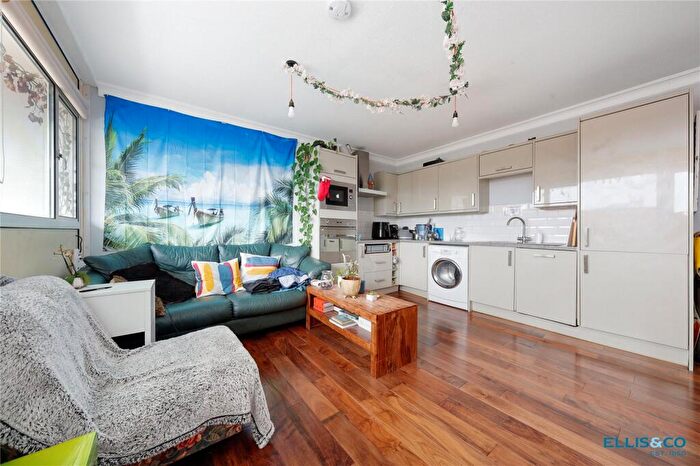 2 Bedroom Apartment To Rent In Charles Dickens House, Mansford Street, London, E2