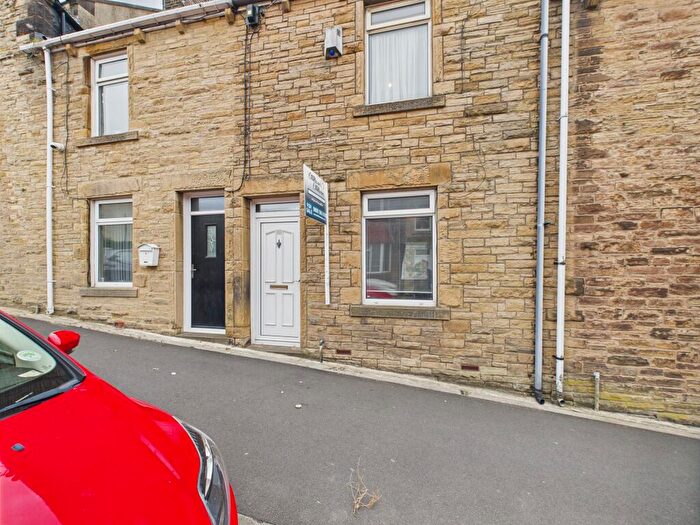 2 Bedroom Terraced House To Rent In Park Road, Consett, Durham, DH8