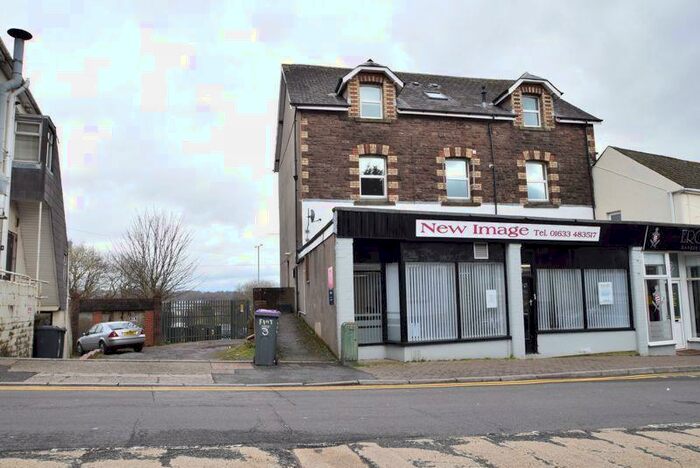 2 Bedroom Flat To Rent In Victoria Street, Cwmbran, NP44