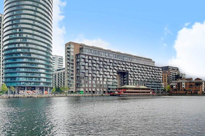 2 Bedroom Flat To Rent In Baltimore Wharf, Canary Wharf, London, E14