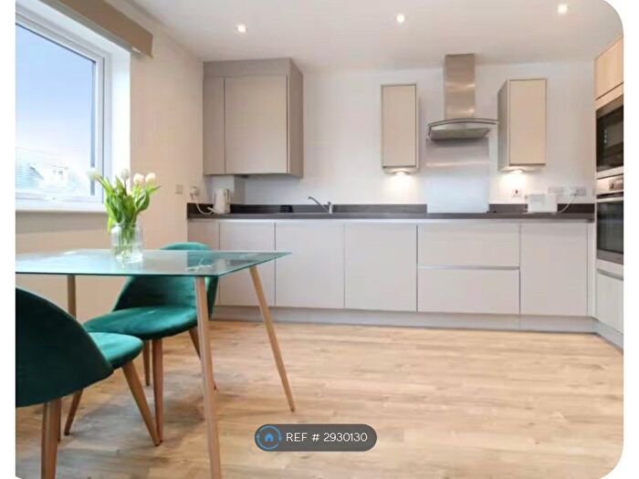 2 Bedroom Flat To Rent In Ebbsfleet, Swanscombe, DA10